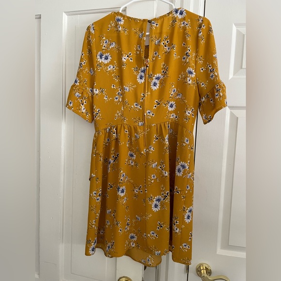 SPEECHLESS floral dress with ruffle sleeves Sz XL - Picture 3 of 4